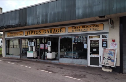 Tipton-Garage
